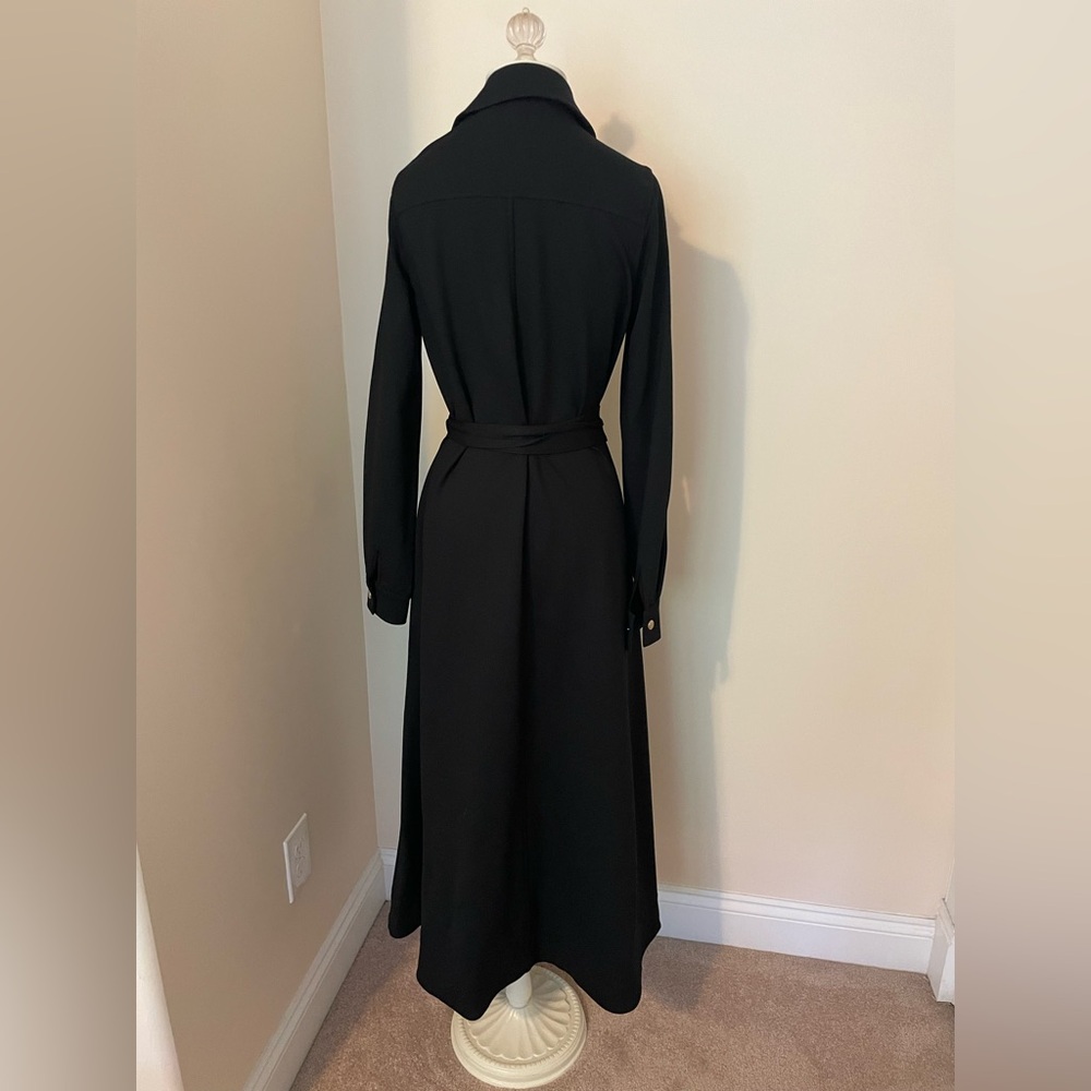 Elegant Black Wrap Dress - Picture 2 of 4